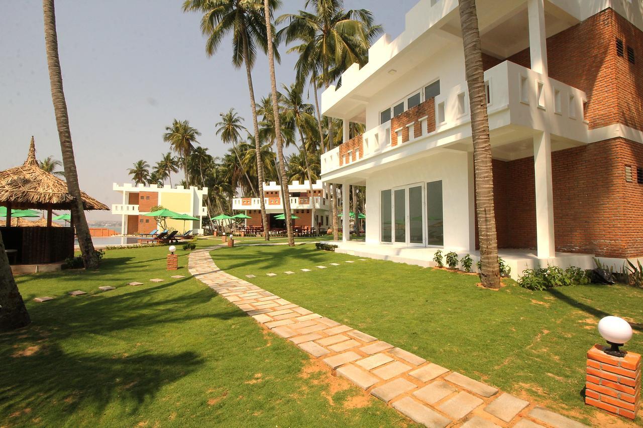 Ocean Place Mui Ne Resort Exterior photo